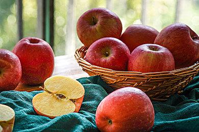 大受好评！超90%粉丝选《光与影：33号远征队》为年度游戏